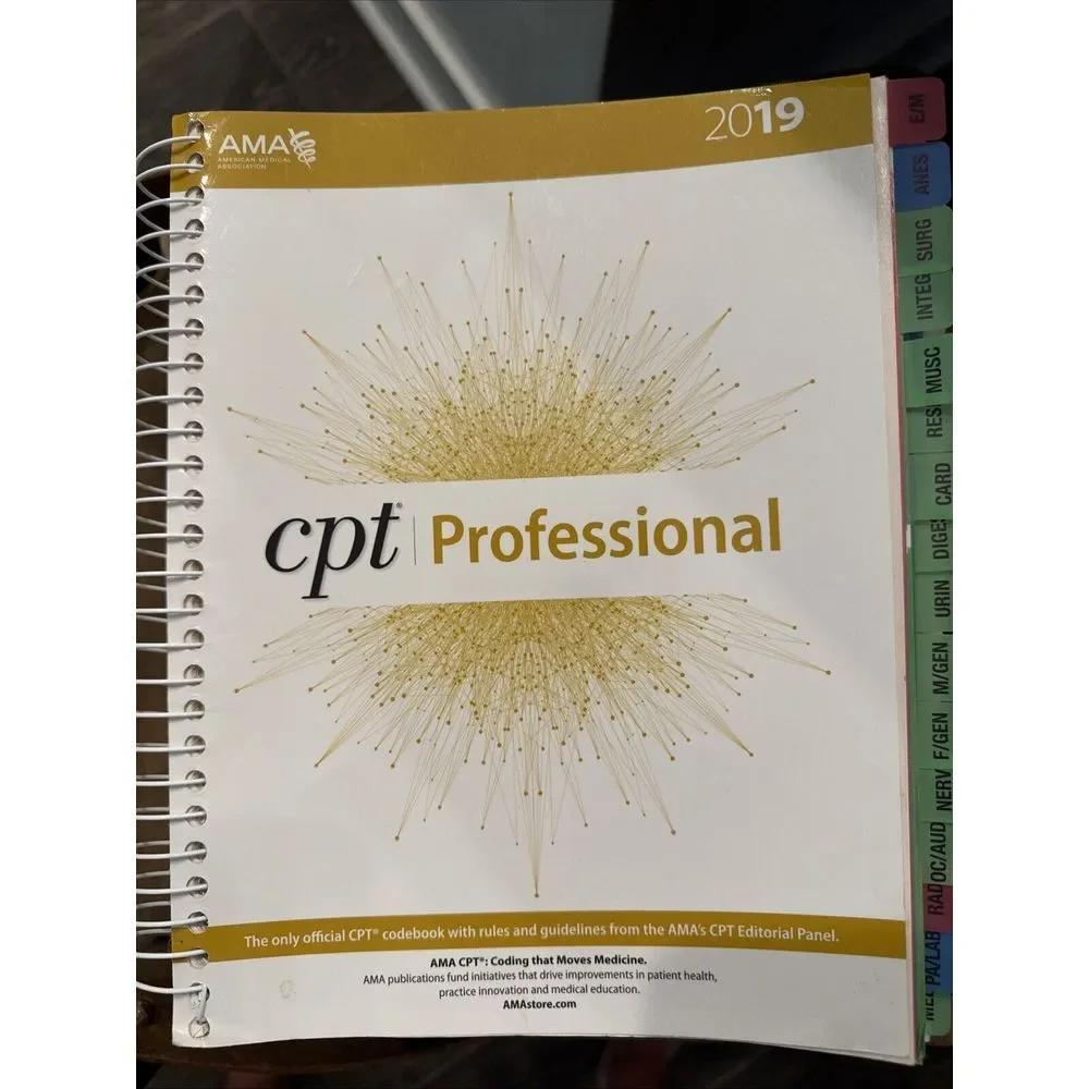 CPT Professional Edition Â? 2019 - Paperback‎ - VERY GOOD